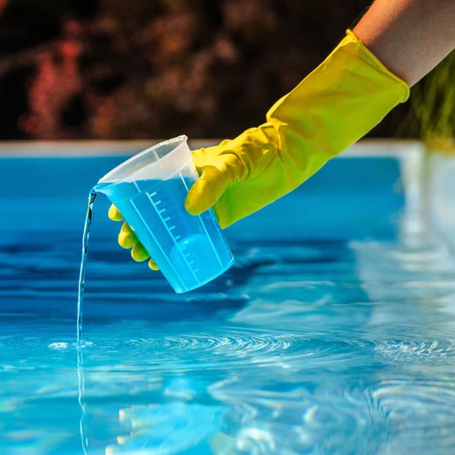 Mantenimiento de piscinas en Portonovo y Pontevedra